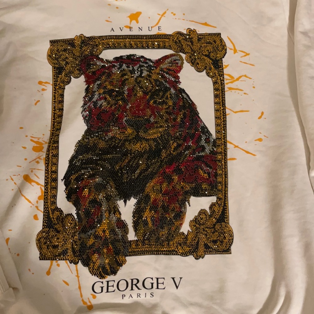 George V men’s pullover sweater